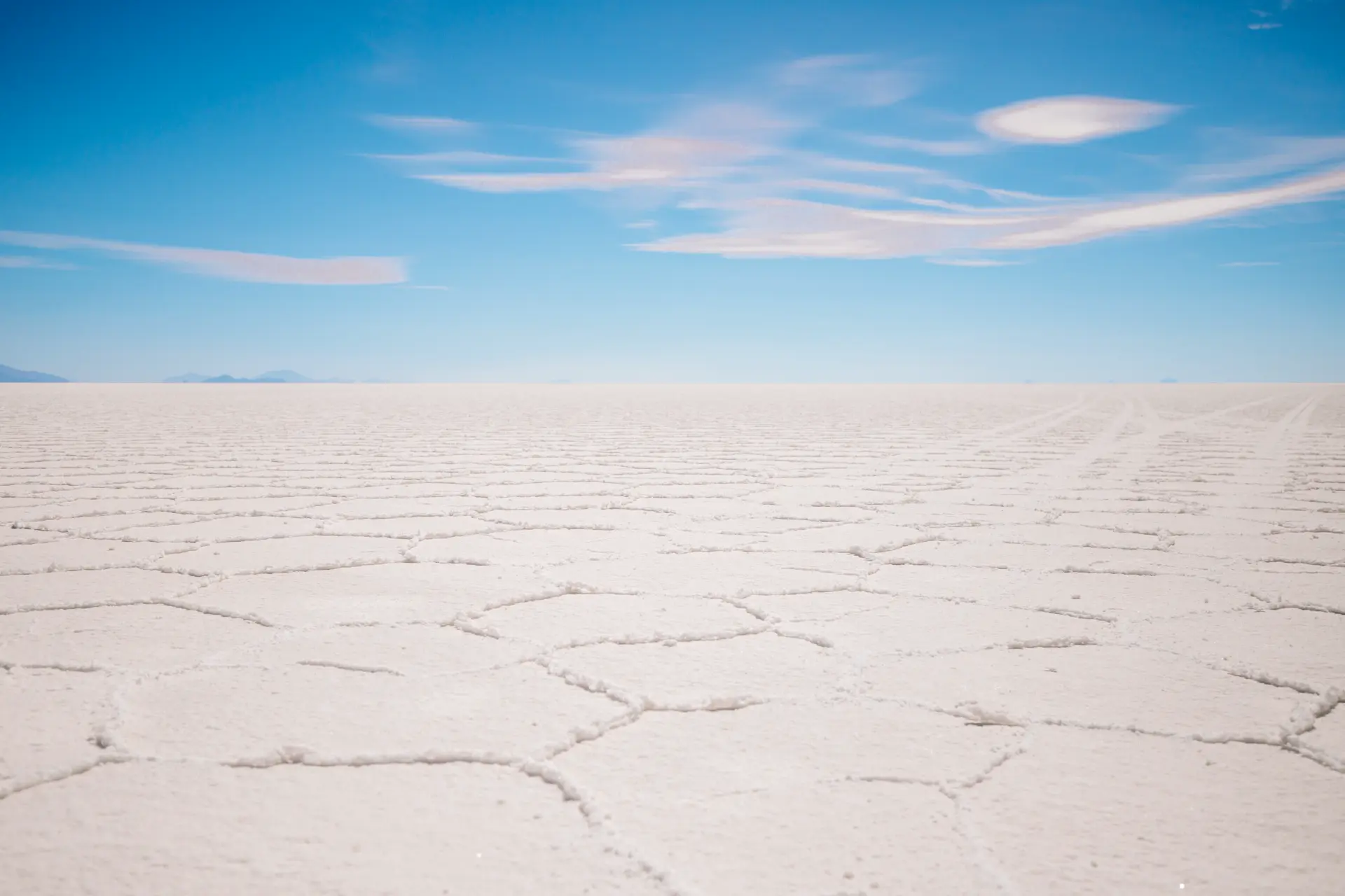 Salar de Uyuni: un'infinita distesa bianca nel cuore della Bolivia